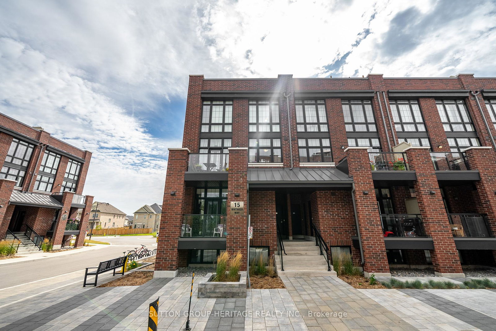 15-whitaker-way-whitchurch-stouffville-ontario-n12282047