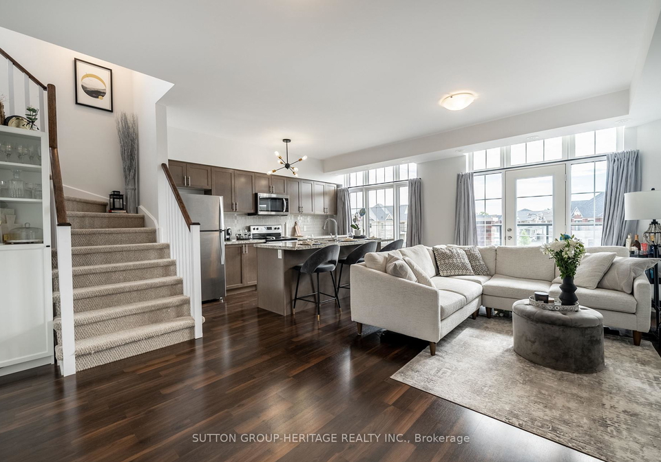 15-whitaker-way-whitchurch-stouffville-ontario-n12282047