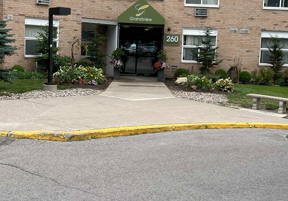 260-davis-drive-newmarket-ontario-n12282873