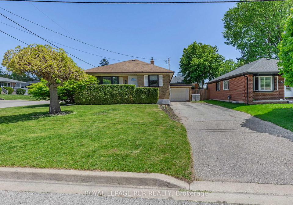 99-thornton-avenue-bradford-west-gwillimbury-ontario-n12283990