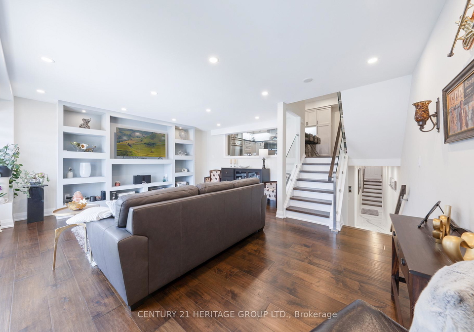 223-milestone-crescent-aurora-ontario-n12284058