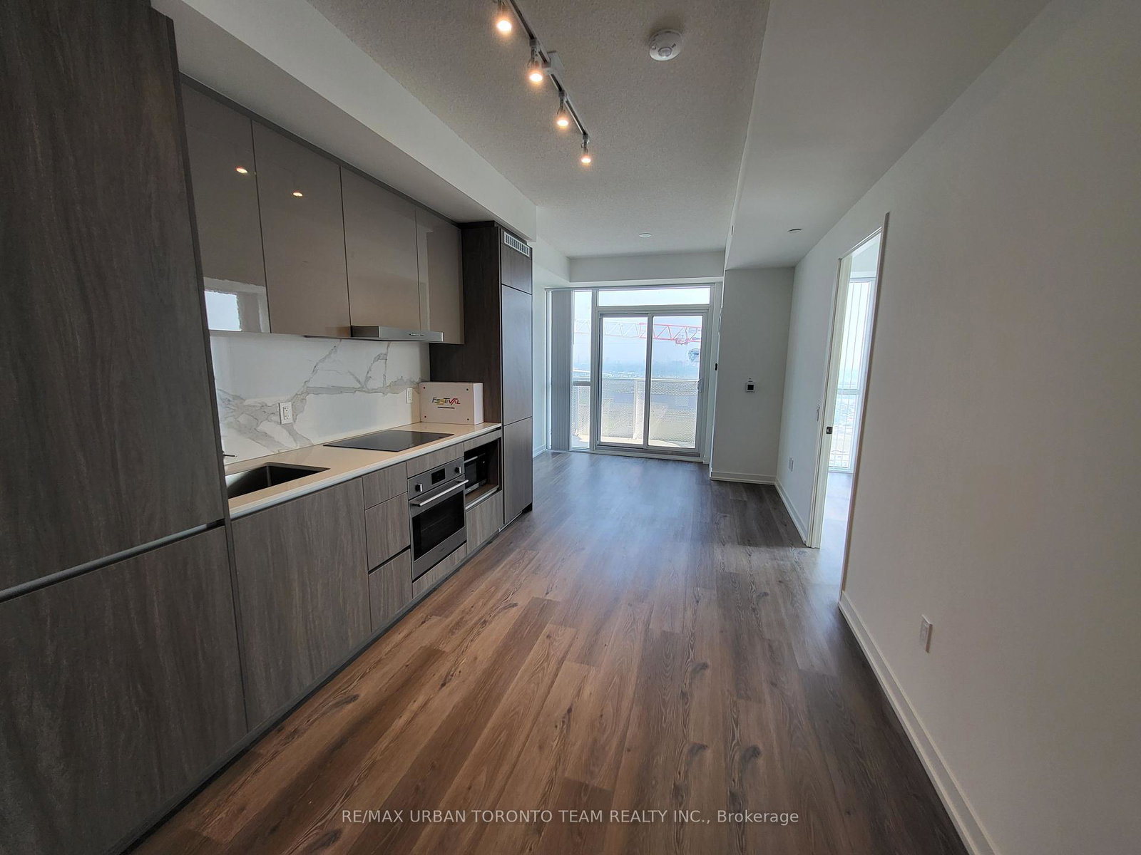 28-interchange-way-vaughan-ontario-n12284402