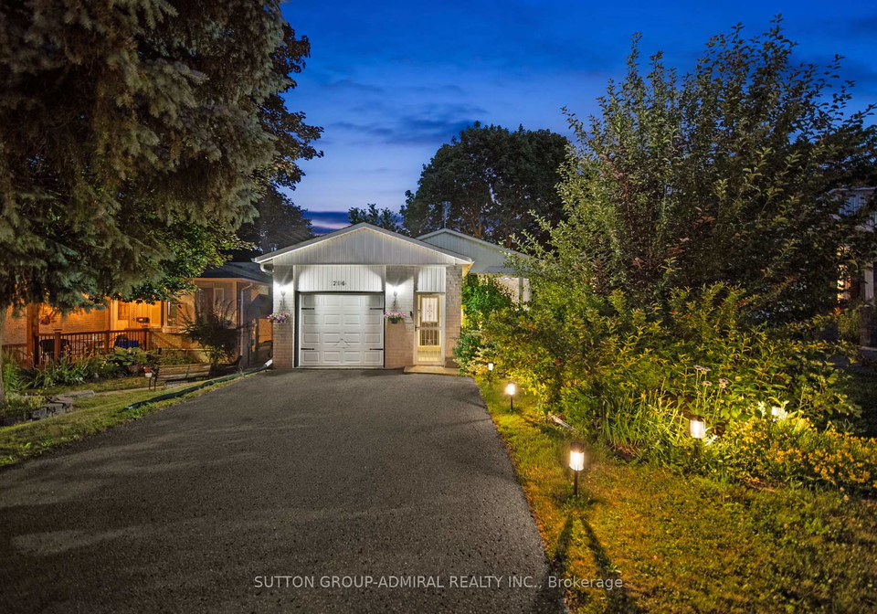 216-robinson-drive-newmarket-ontario-n12285048