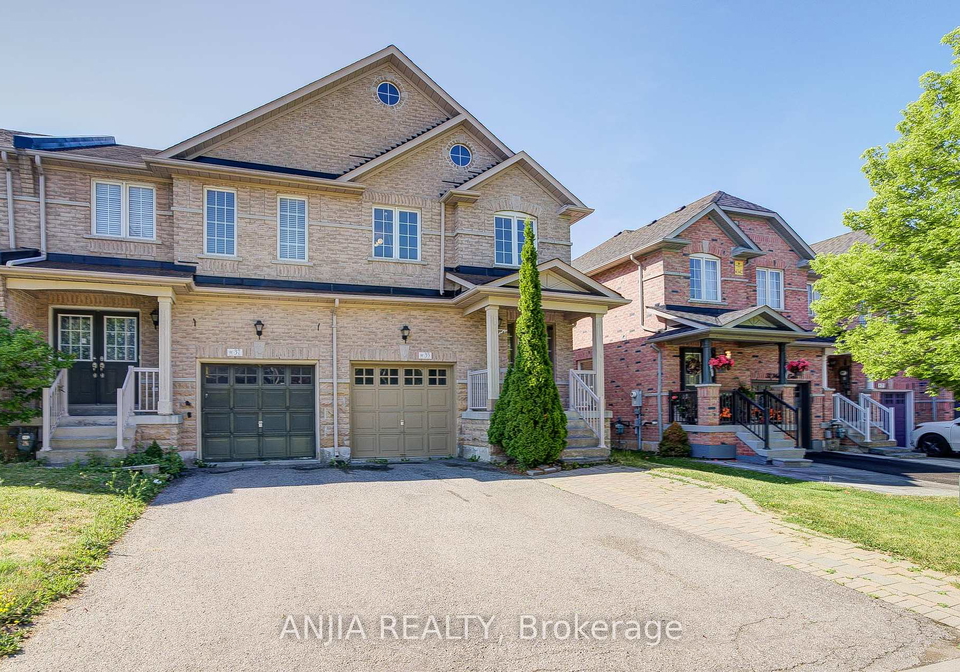 35-martell-gate-aurora-ontario-n12285399