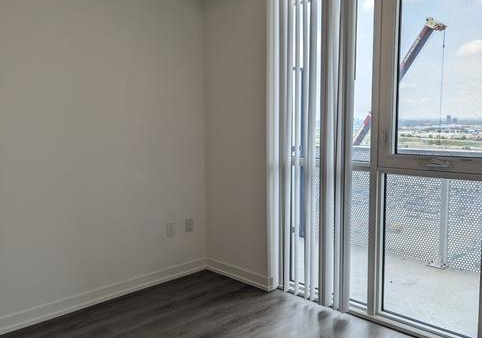 28-interchange-way-vaughan-ontario-n12286527