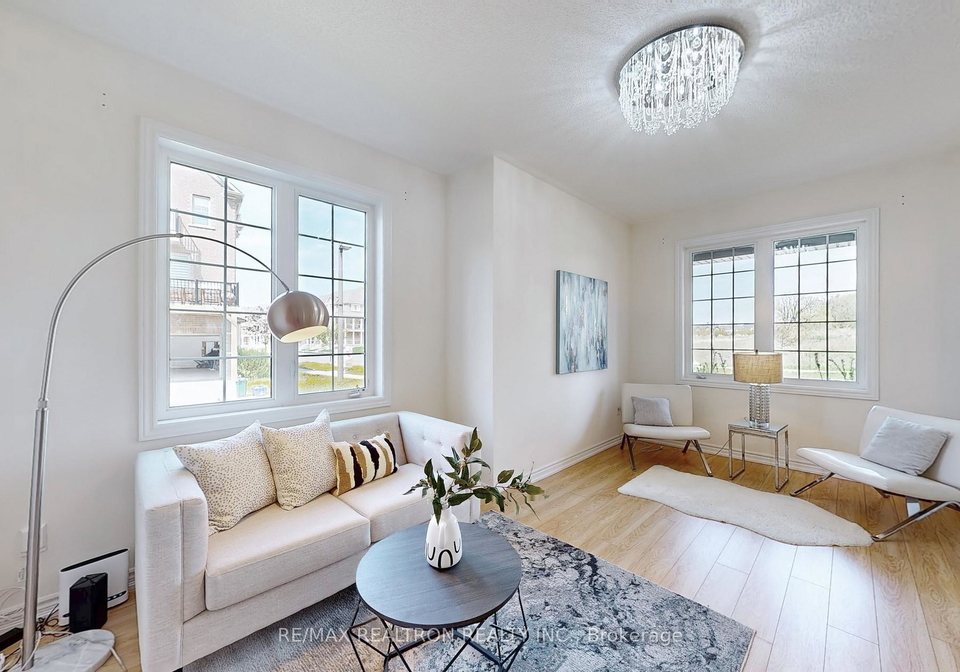 189-rustle-woods-avenue-markham-ontario-n12286562