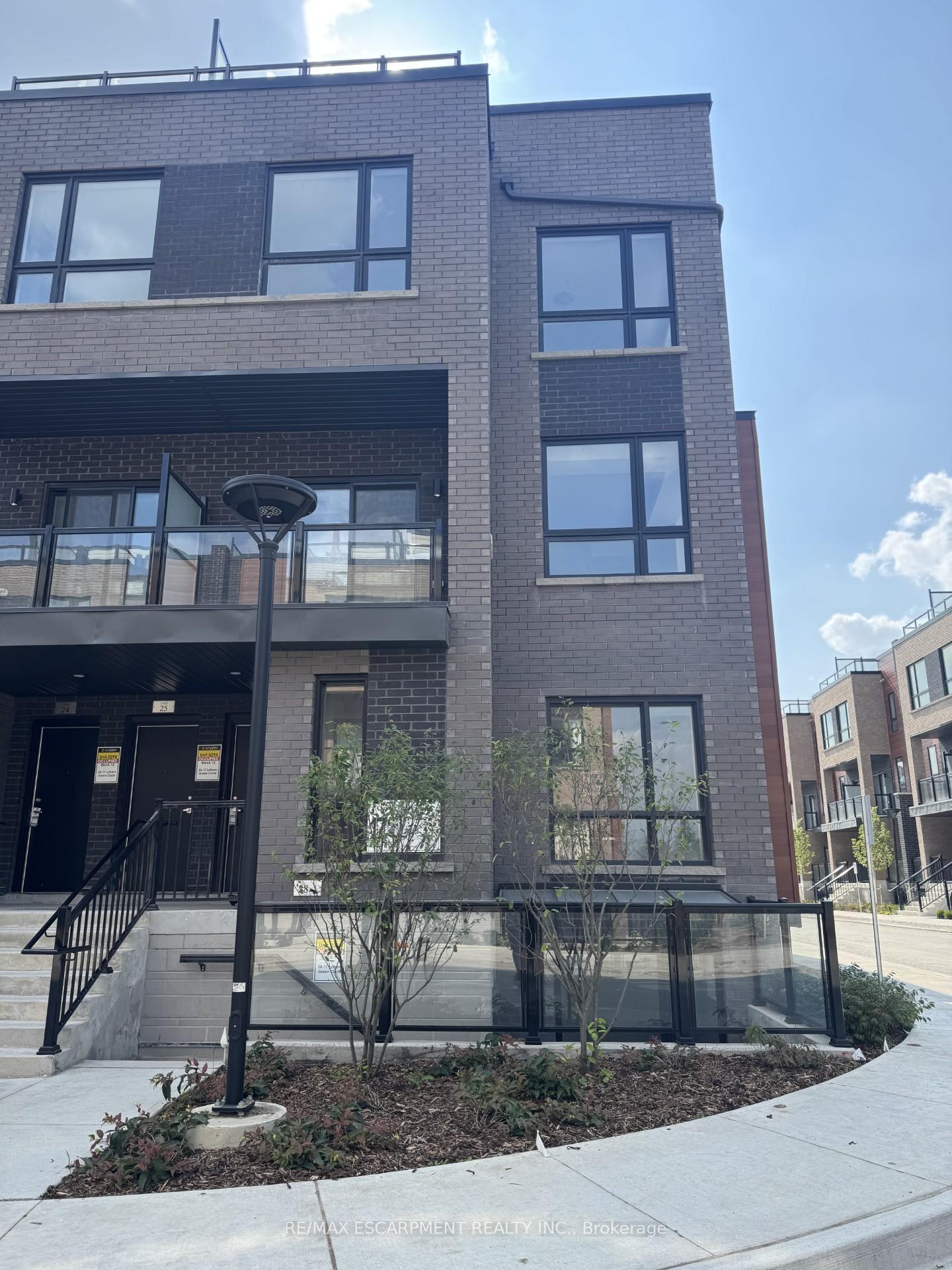 17-lytham-green-circle-newmarket-ontario-n12286586