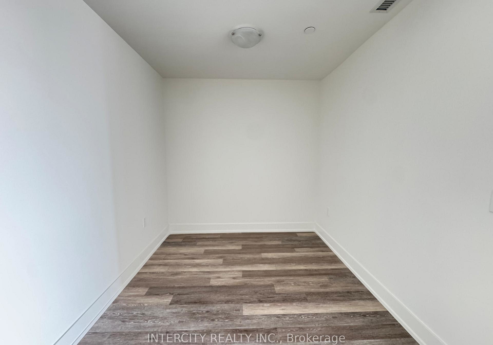 2075-road-king-ontario-n12287066