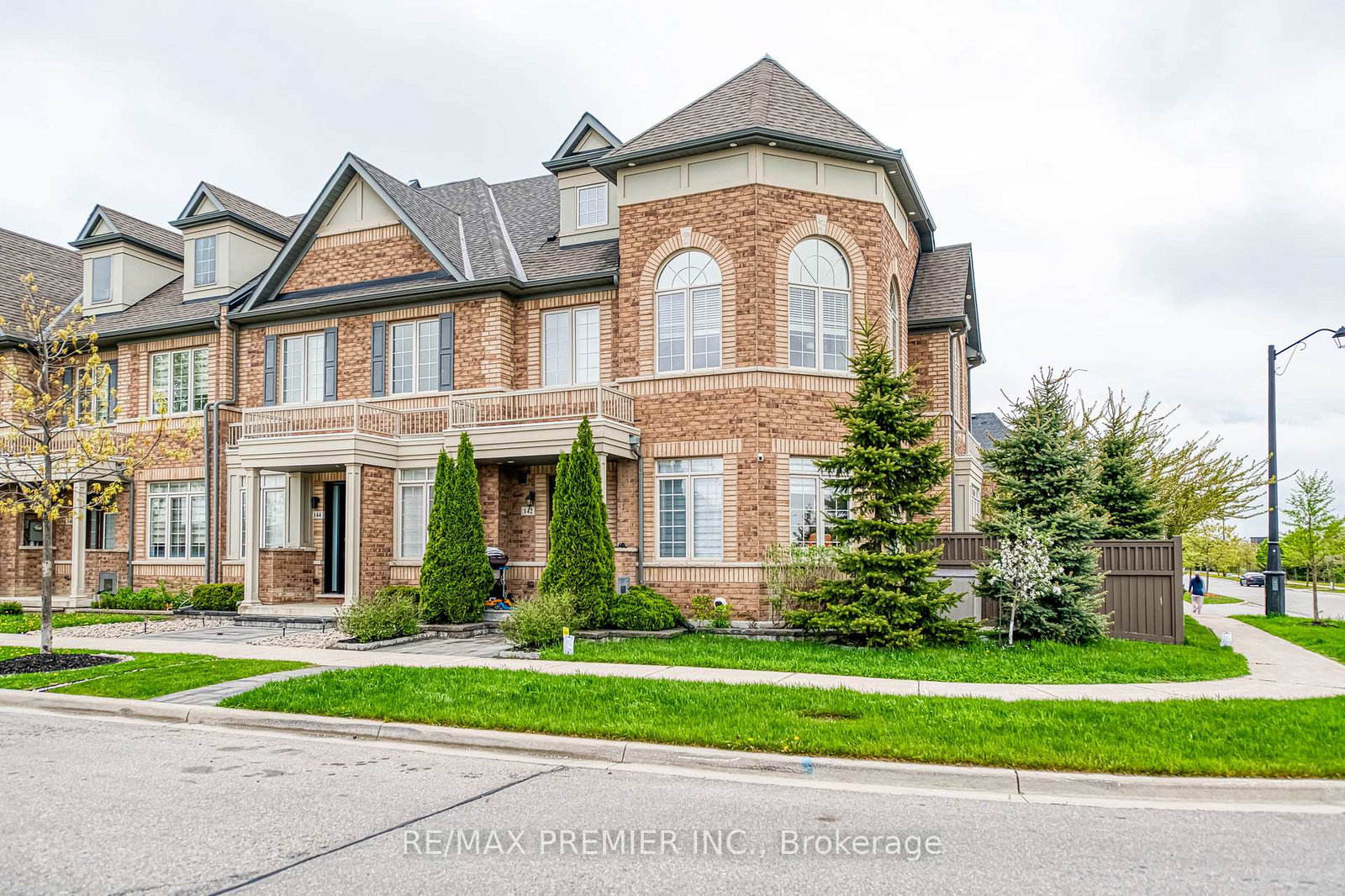 142-moody-drive-vaughan-ontario-n12287172
