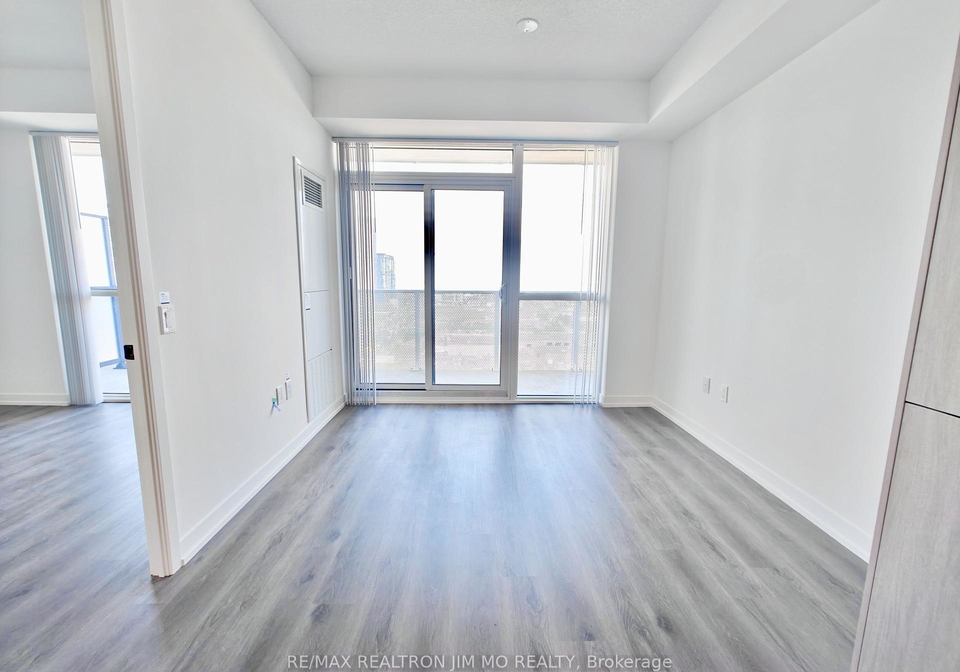 28-interchange-way-vaughan-ontario-n12287339