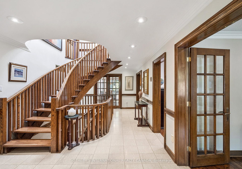 35-lisa-crescent-richmond-hill-ontario-n12287668
