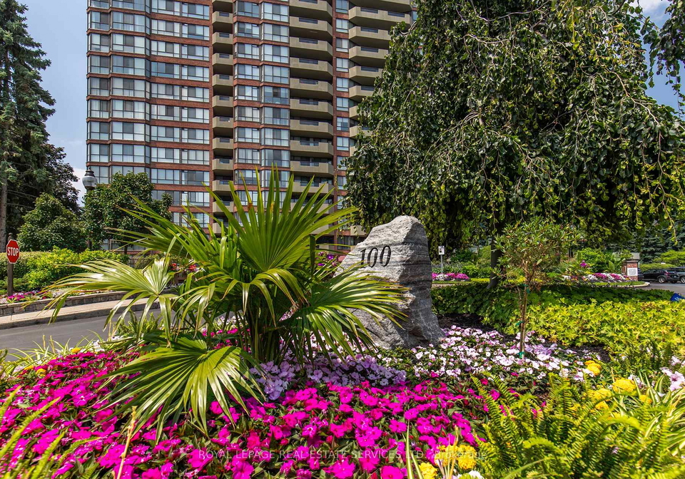 100-observatory-lane-richmond-hill-ontario-n12287689