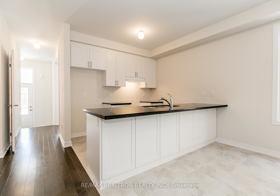 33-applegate-drive-east-gwillimbury-ontario-n12288491