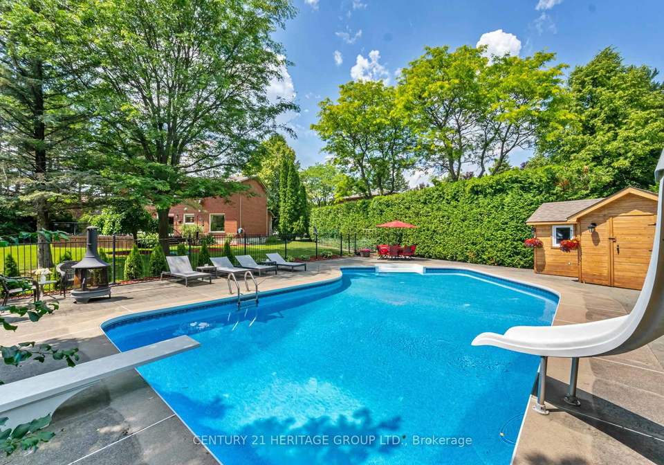 8-cheval-court-richmond-hill-ontario-n12288583