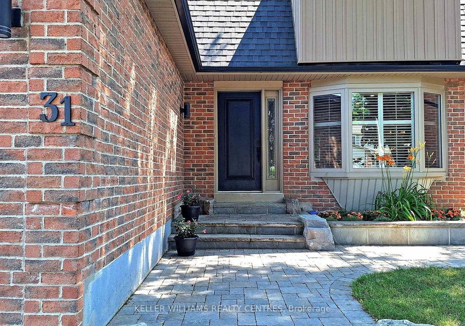 31-avondale-crescent-aurora-ontario-n12290290