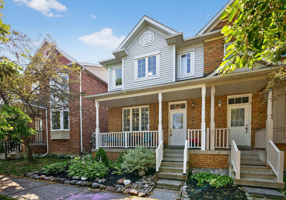 393-hollandview-trail-aurora-ontario-n12292421