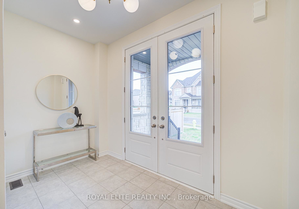 6-upbound-court-east-gwillimbury-ontario-n12292656
