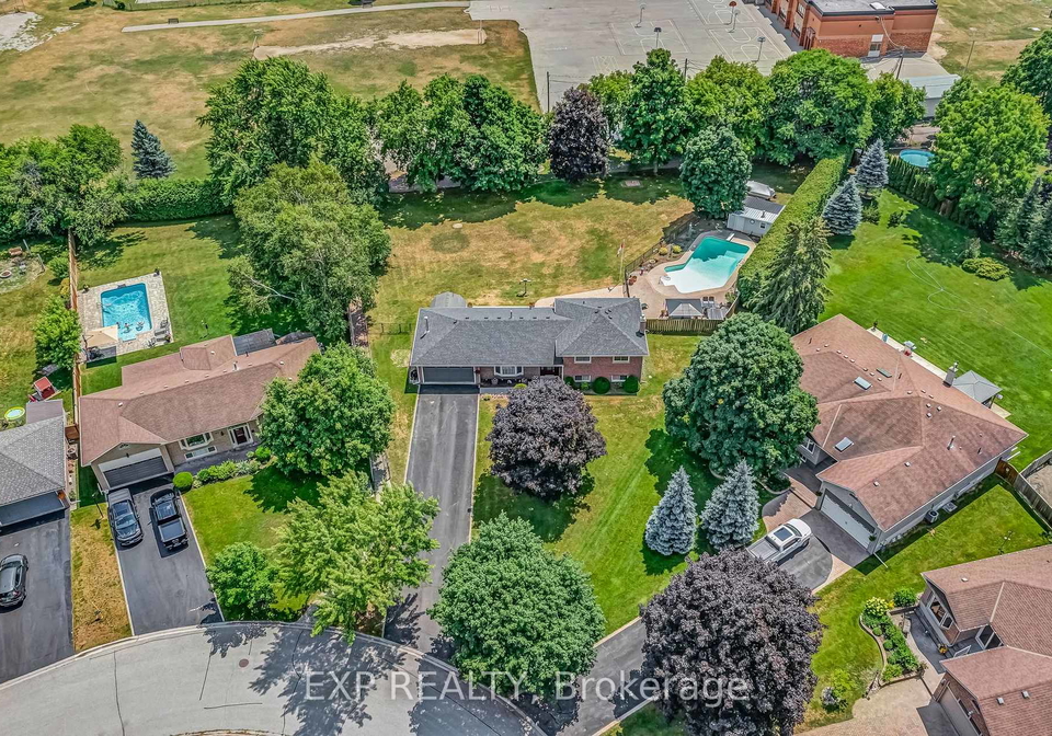23-kilpatrick-drive-east-gwillimbury-ontario-n12293181