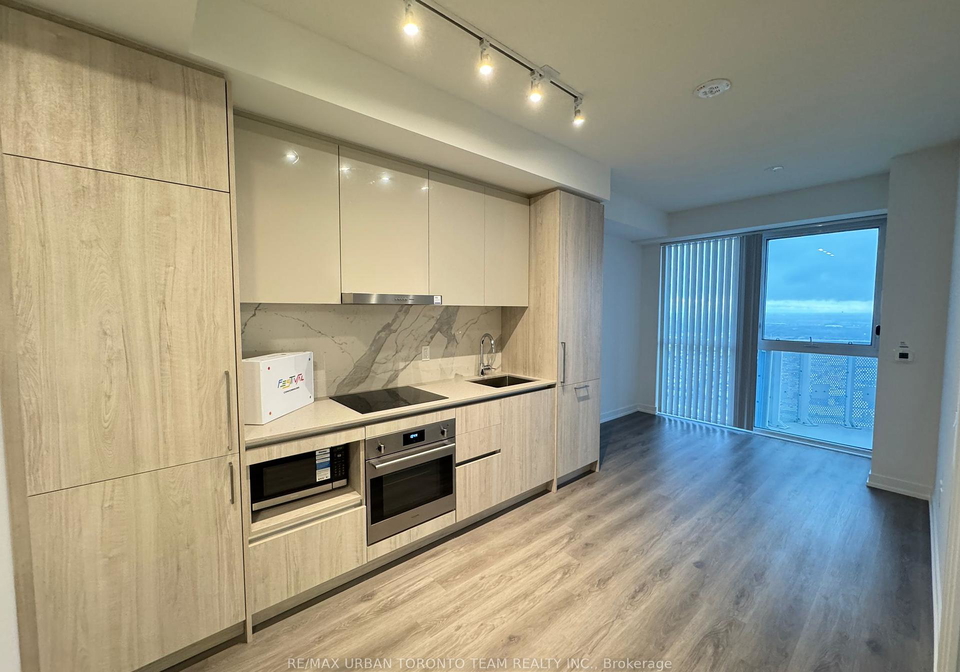 225-commerce-street-vaughan-ontario-n12293816