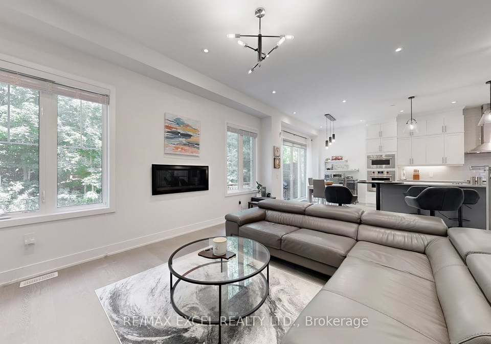 60-sikura-circle-aurora-ontario-n12294683