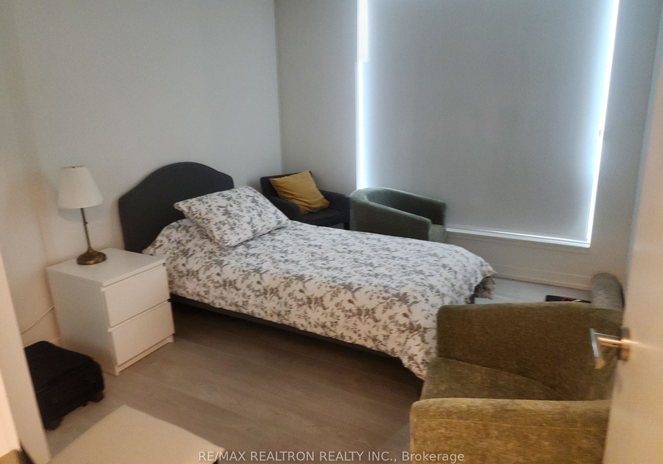 8868-yonge-street-richmond-hill-ontario-n12296093