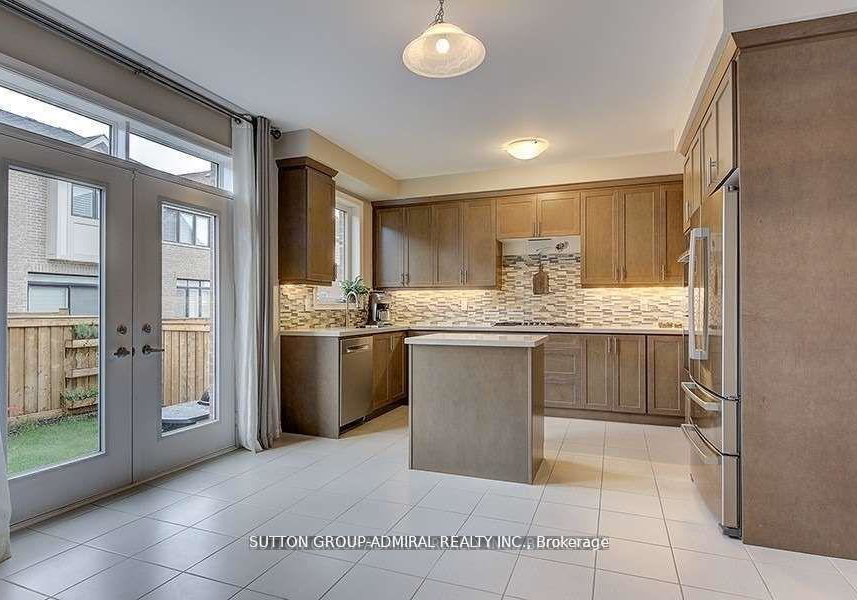103-leaden-hall-drive-east-gwillimbury-ontario-n12296373