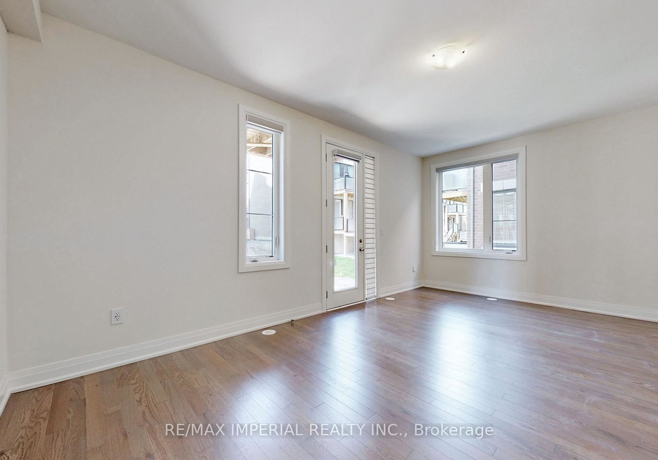 212-vermont-avenue-newmarket-ontario-n12296435
