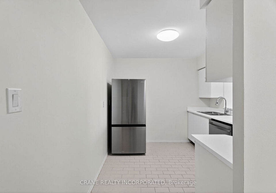 326-major-mackenzie-drive-e-e-richmond-hill-ontario-n12296547