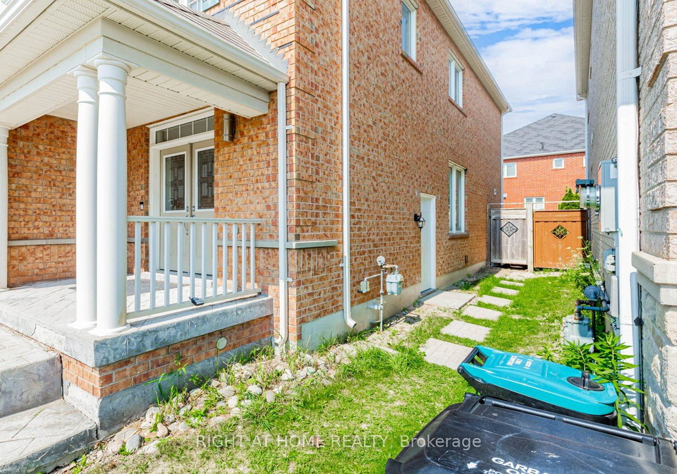 184-summerlyn-trail-bradford-west-gwillimbury-ontario-n12296669
