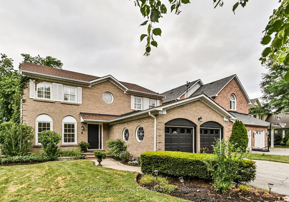 4-marshfield-hollow-markham-ontario-n12297154