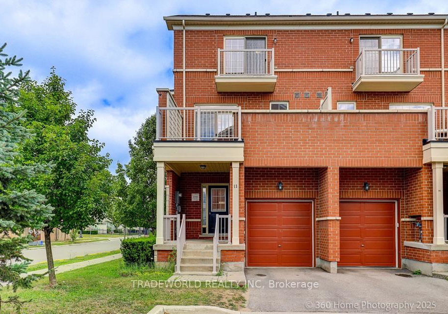 13-empress-of-australia-lane-markham-ontario-n12297790