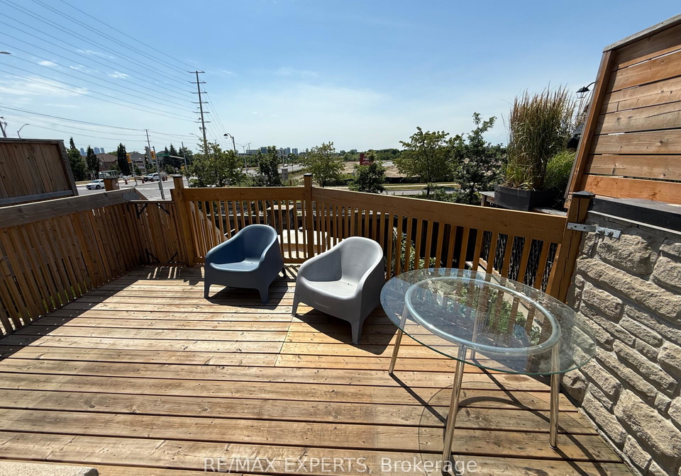 32-spruce-pine-crescent-vaughan-ontario-n12298185