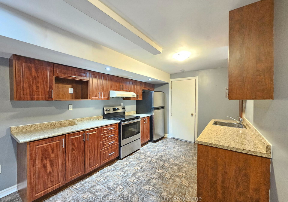 230-vellore-park-avenue-vaughan-ontario-n12298284