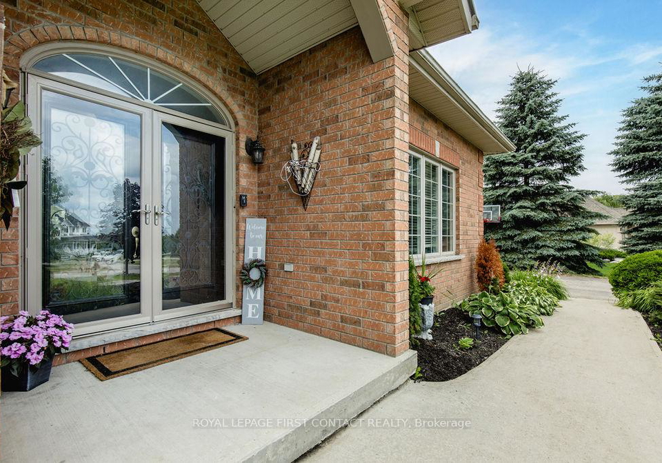 31-vanderpost-crescent-essa-ontario-n12298717