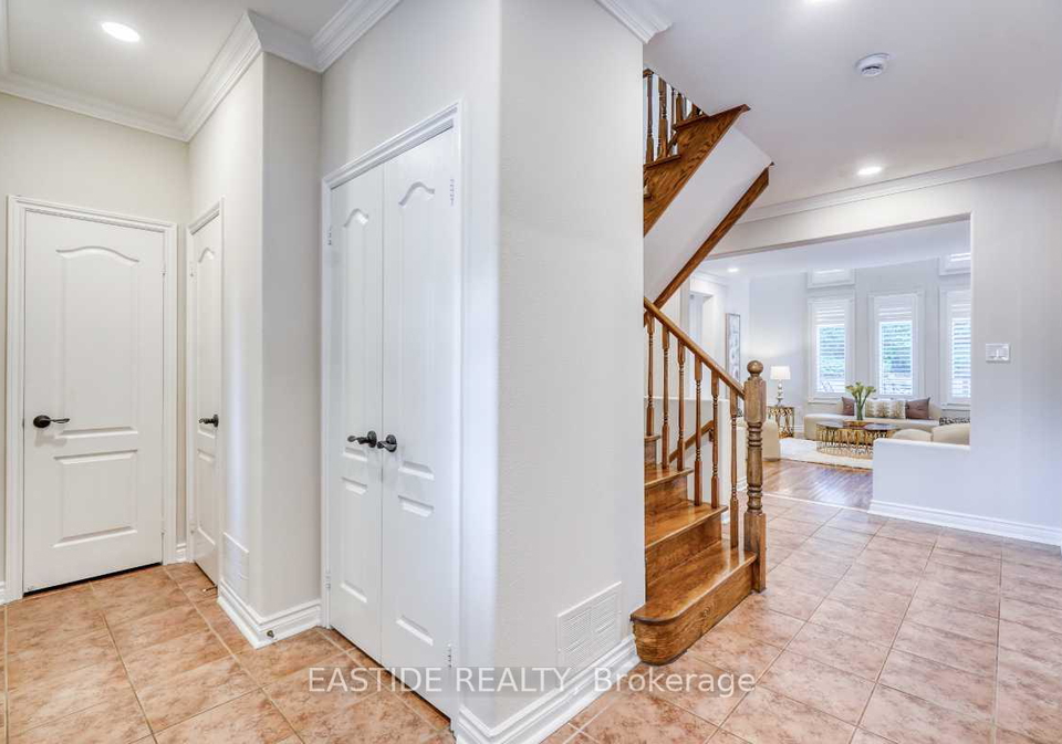 659-mariner-lane-newmarket-ontario-n12299119