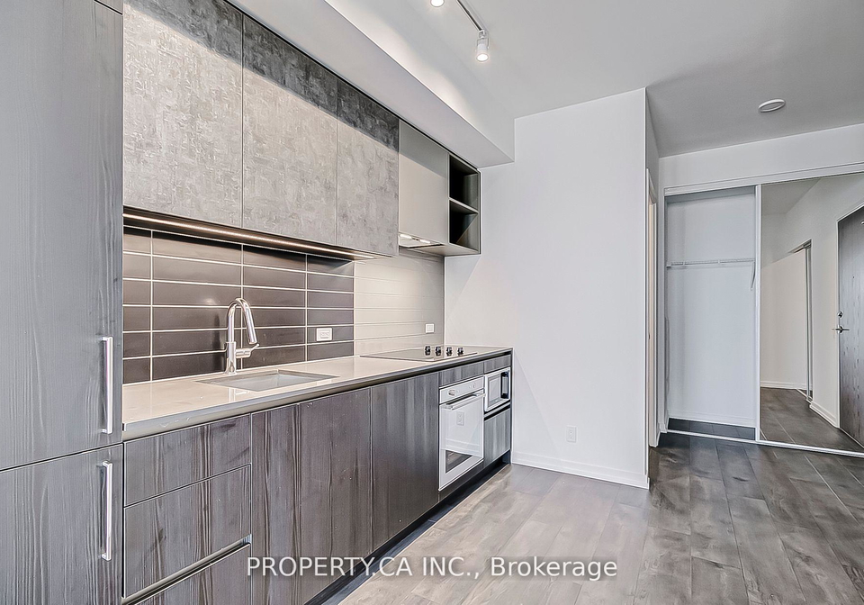 7890-jane-street-vaughan-ontario-n12299620