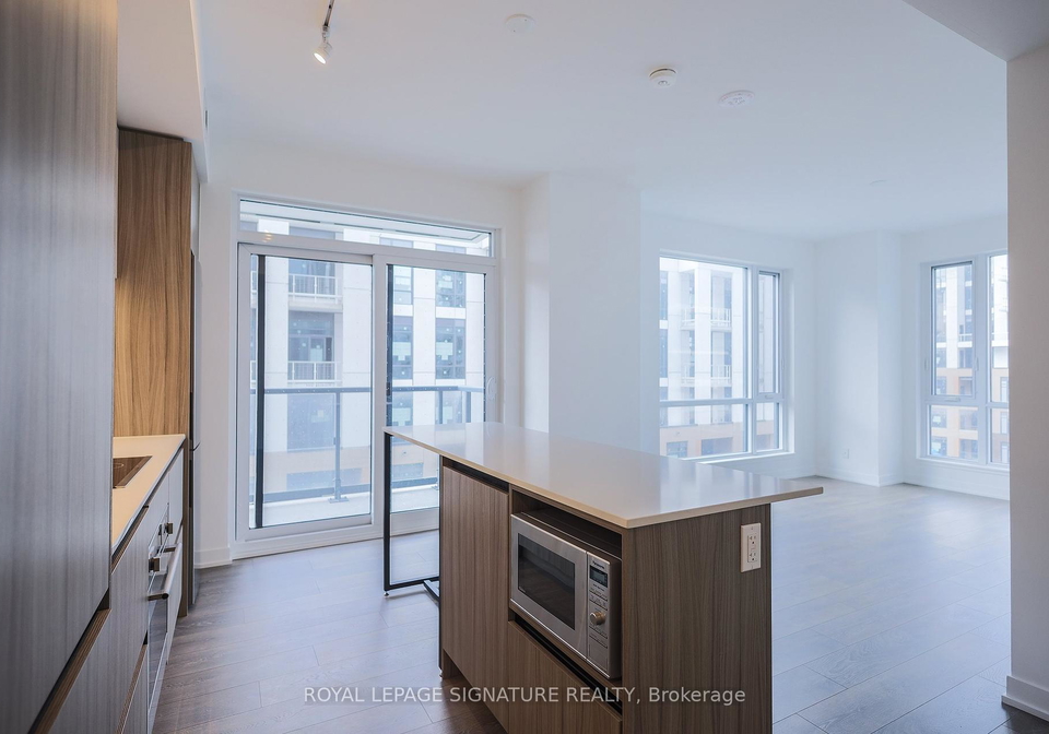 7950-bathurst-street-vaughan-ontario-n12299778