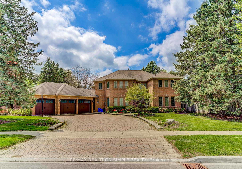 90-treegrove-circle-aurora-ontario-n12300417