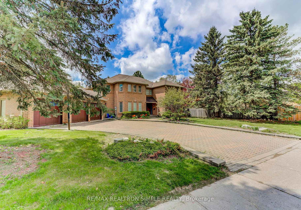 90-treegrove-circle-aurora-ontario-n12300417