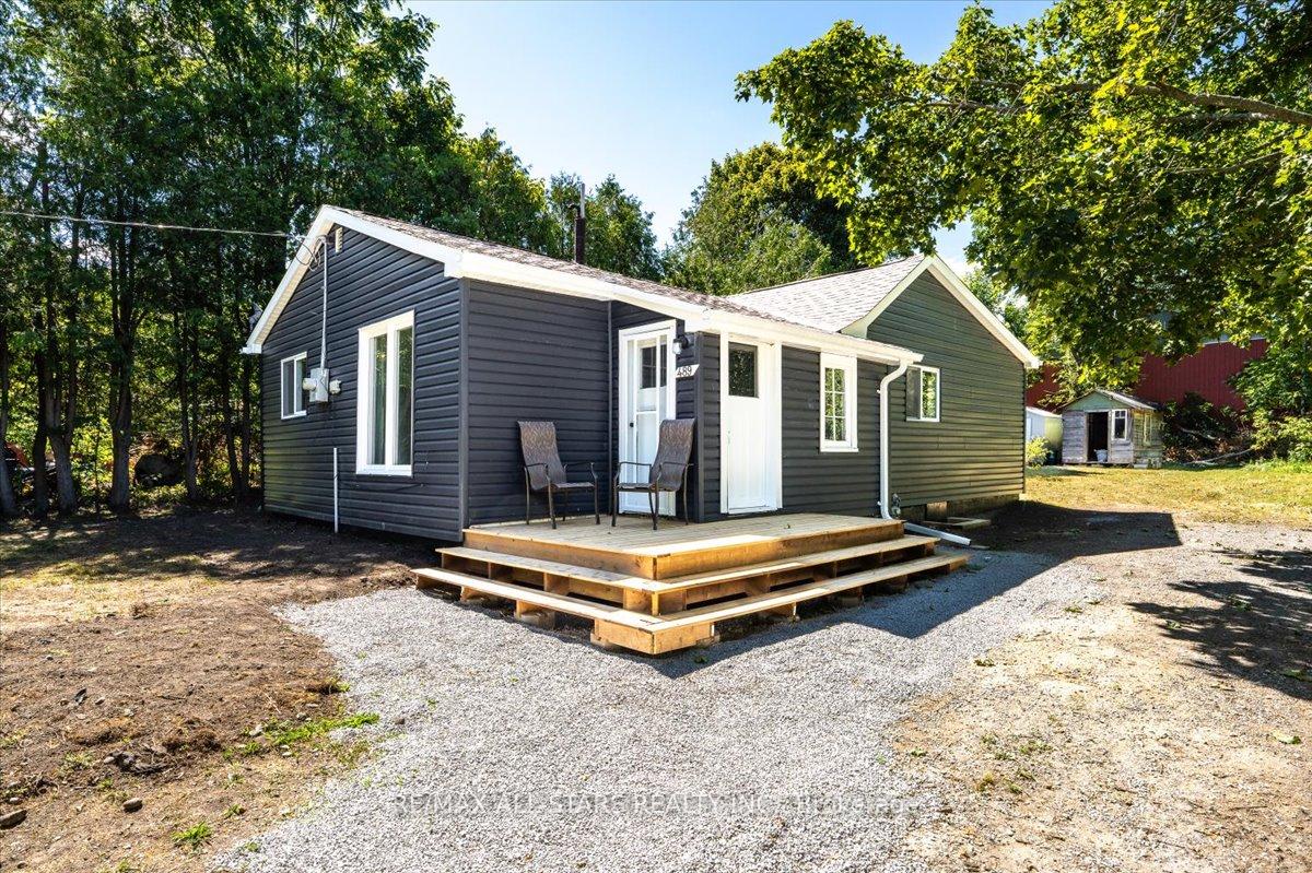 489-bay-street-s-s-brock-ontario-n12300431
