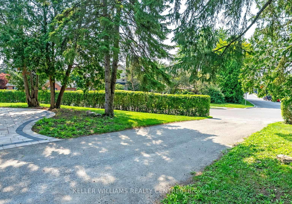 14-algonquin-crescent-aurora-ontario-n12300623