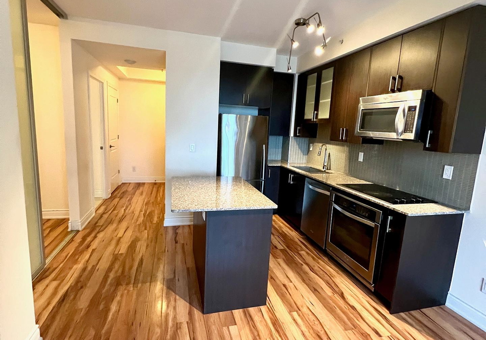 9090-yonge-street-richmond-hill-ontario-n12300687