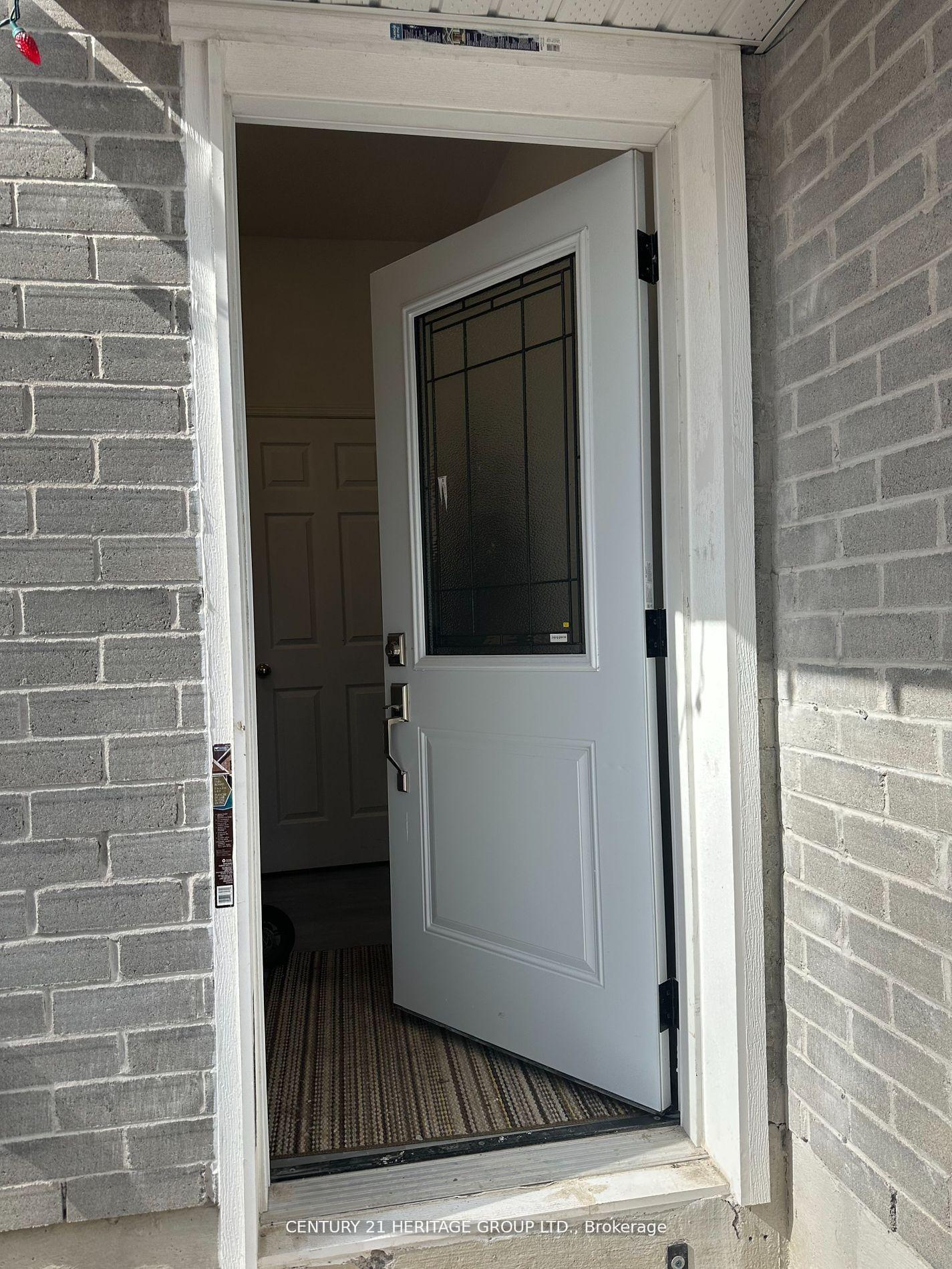 306-salisbury-lane-newmarket-ontario-n12301231