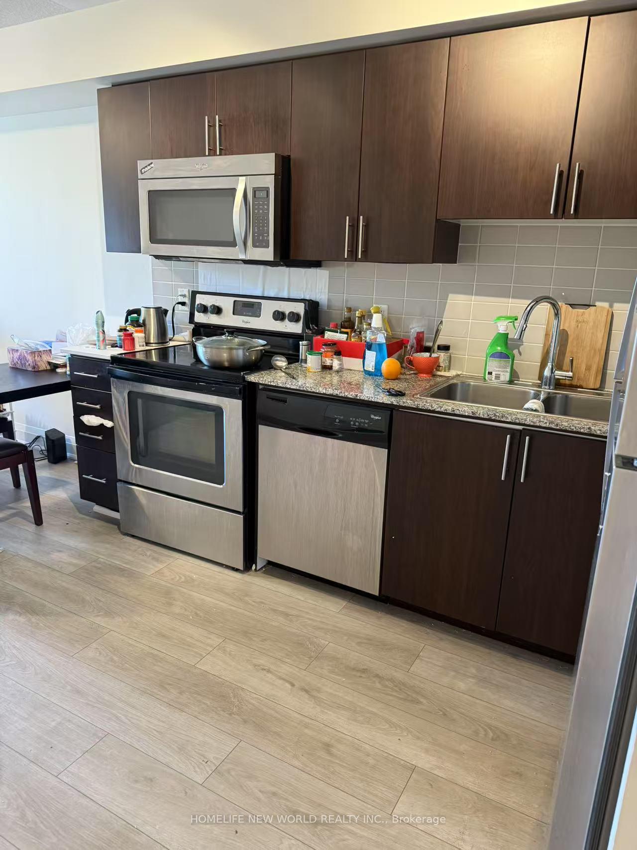 370-highway-7-street-e-e-richmond-hill-ontario-n12301500
