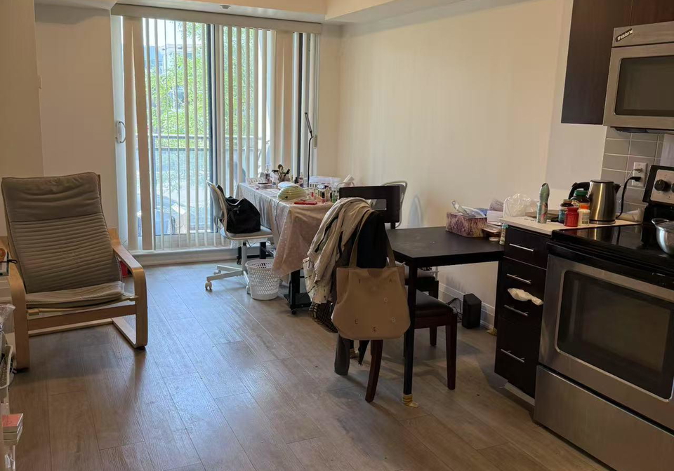 370-highway-7-street-e-e-richmond-hill-ontario-n12301500