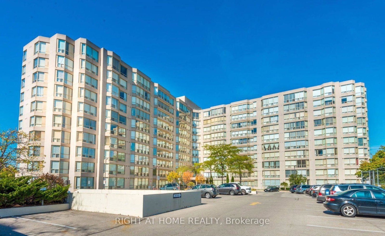 309-major-mackenzie-drive-e-e-richmond-hill-ontario-n12301545