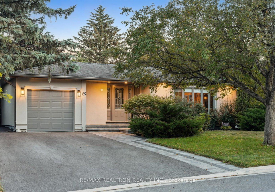 89-devins-drive-aurora-ontario-n12301708