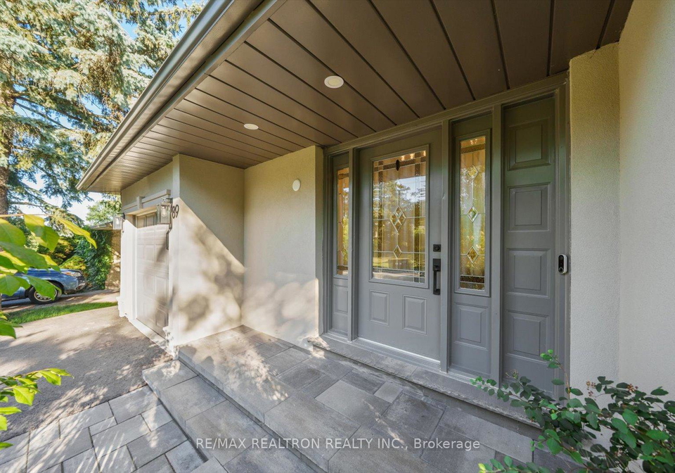 89-devins-drive-aurora-ontario-n12301708