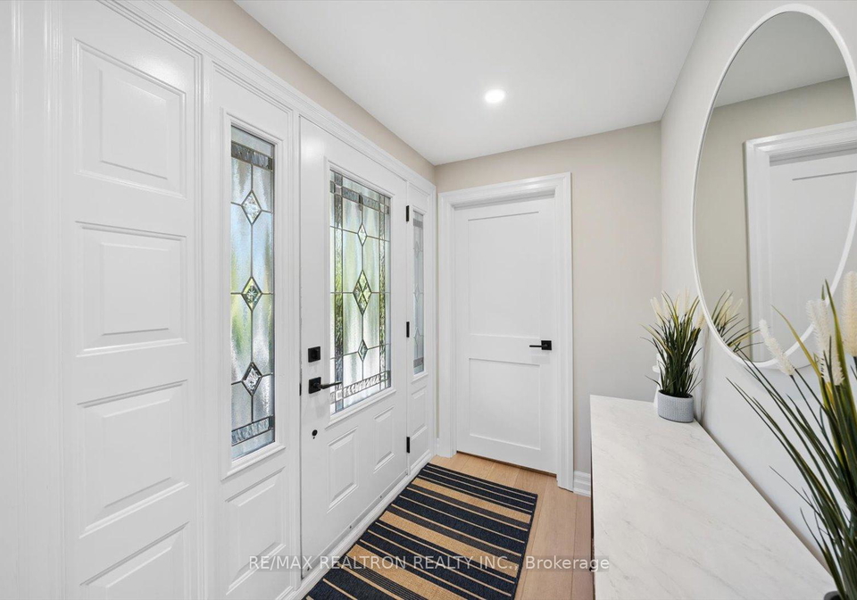 89-devins-drive-aurora-ontario-n12301708
