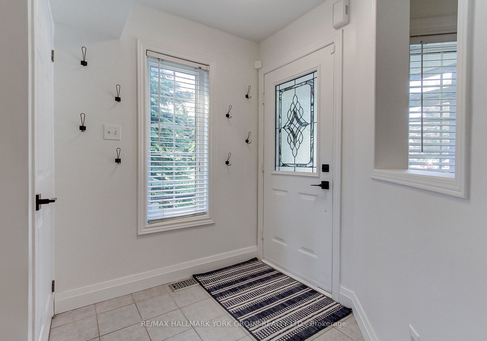 316-pinnacle-trail-aurora-ontario-n12301910